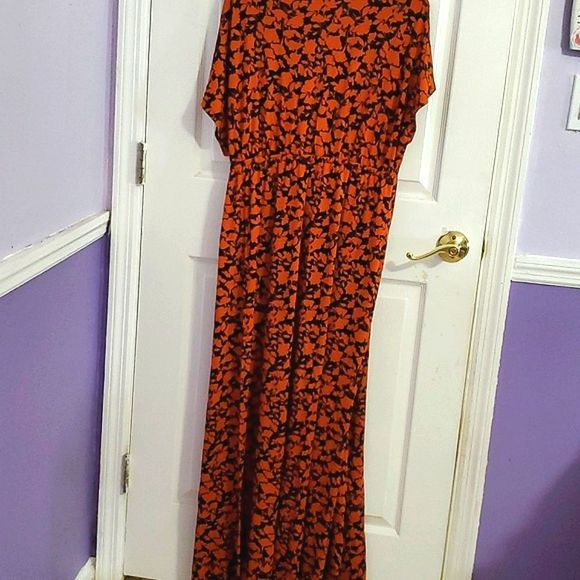 Amazon Essentials Boho Rusty Brown Floral Surplice Flowy Jersey Maxi Dress - Picture 7 of 11